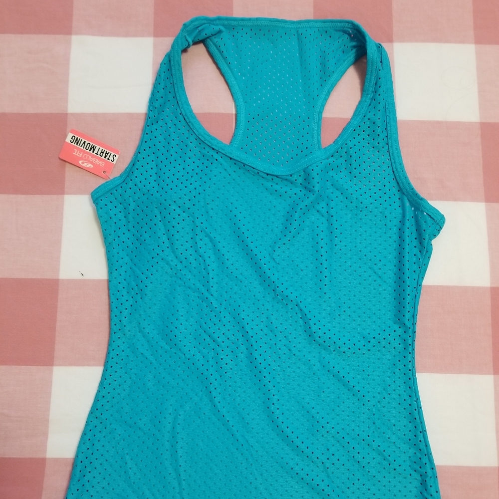 Sport tank top for women. NWT. One size
